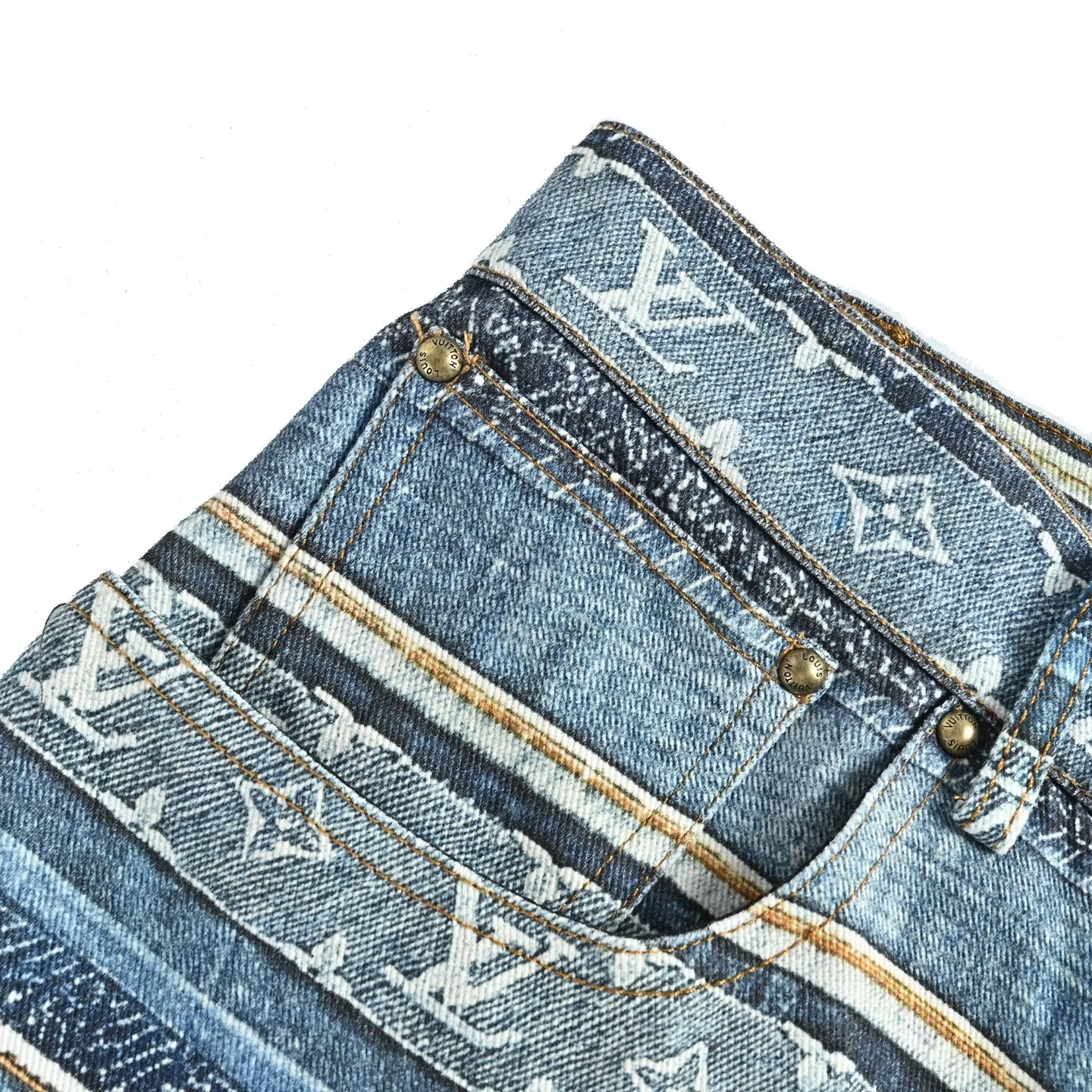 Louis Vuitton/Louis Vuitton presbyopic patchwork striped denim shorts